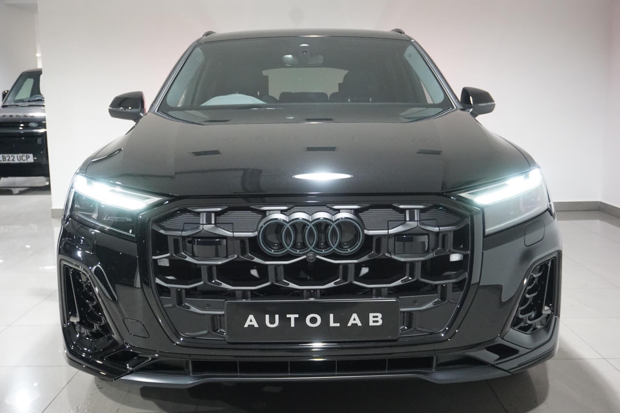 Audi Q7 3.0 TFSI V6 55 Black Edition SUV 5dr Petrol Tiptronic quattro Euro 6 (s/s) (340 ps)